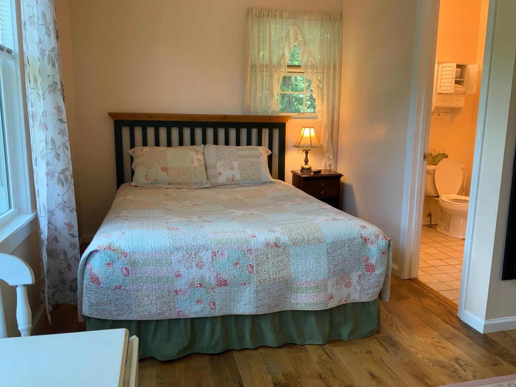 The Chimney Rock Inn & Cottages エクステリア 写真