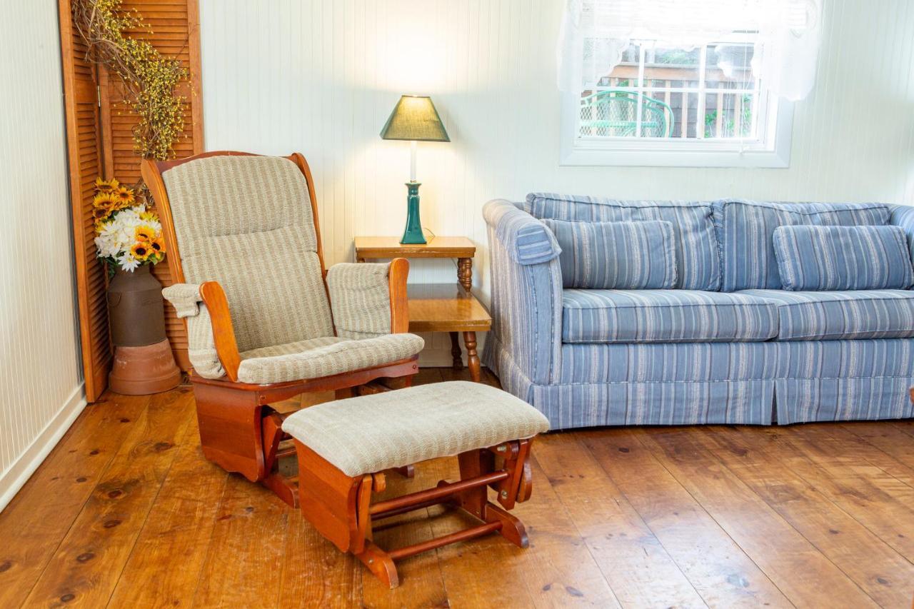 The Chimney Rock Inn & Cottages エクステリア 写真