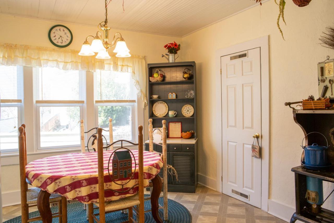 The Chimney Rock Inn & Cottages エクステリア 写真
